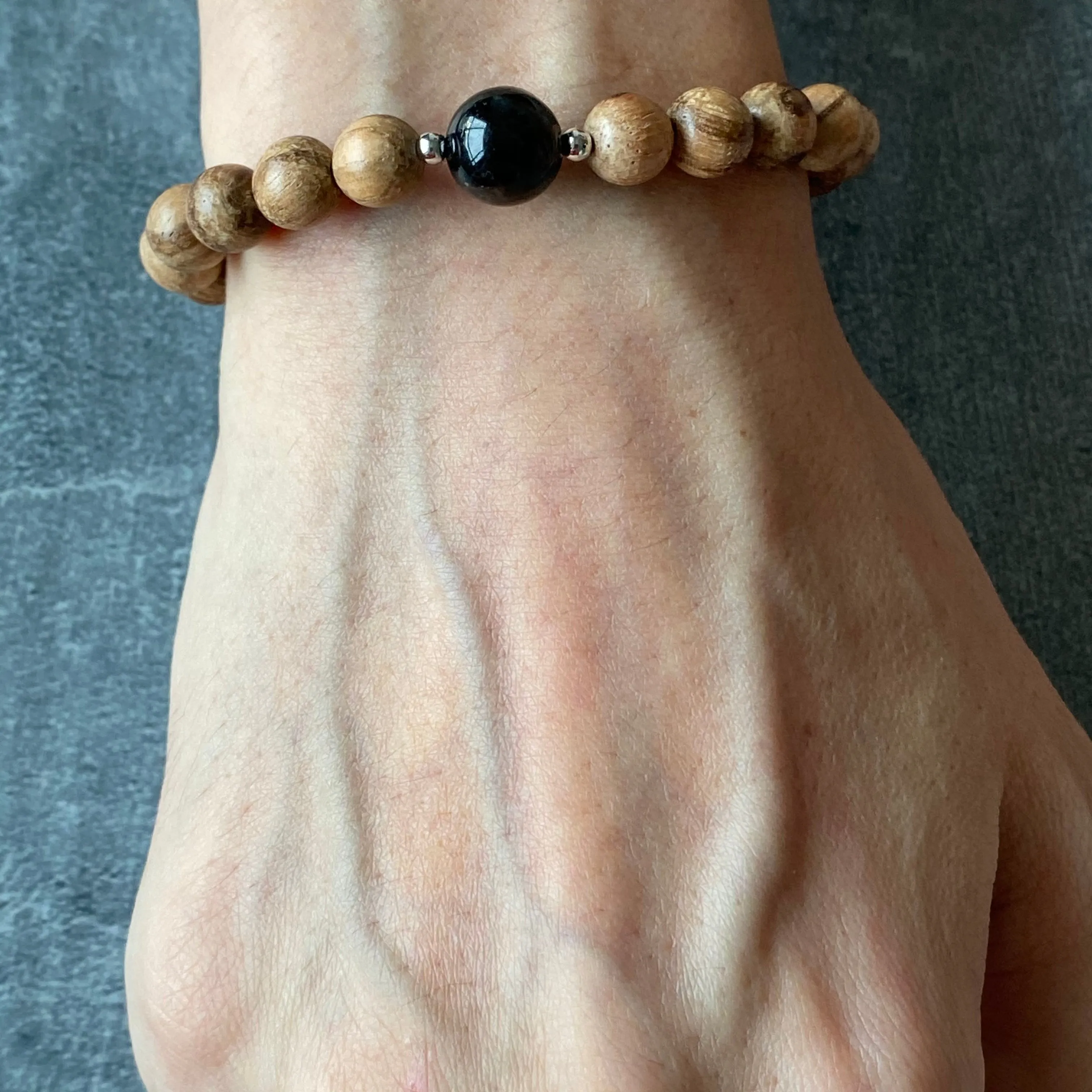 Arfvedsonite & Agarwood Men Bracelet