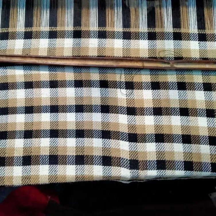 Hansa Plaid Throw Blanket