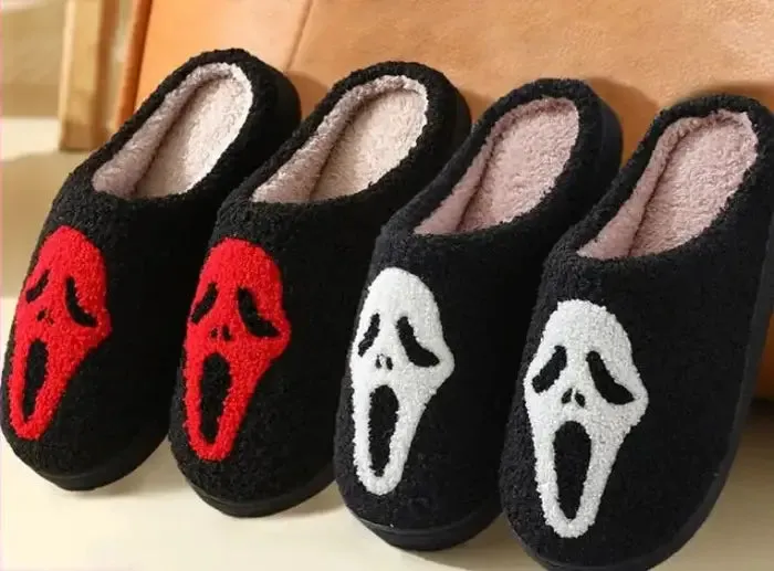 Hauntingly Stylish Ghost Face Slides: Dare to Be Different