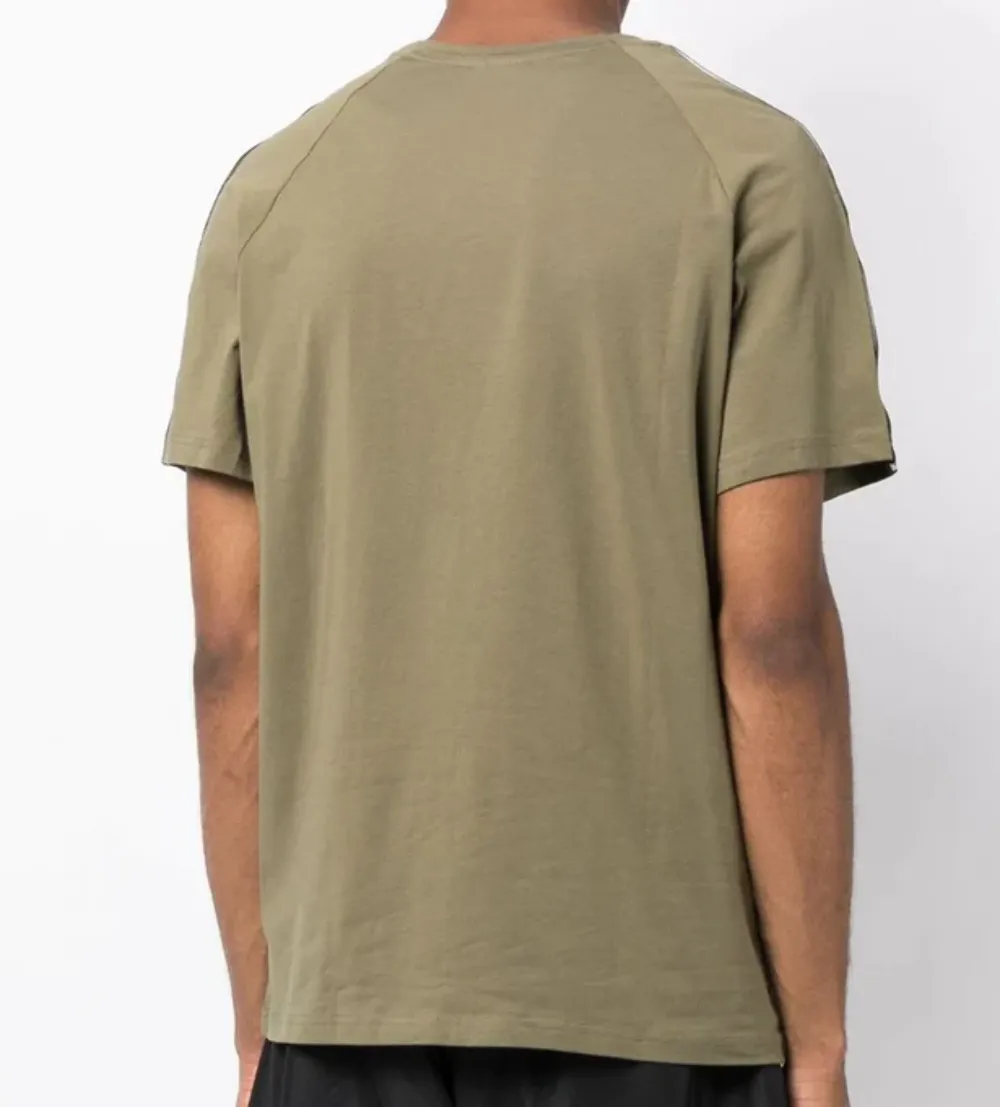 Sure! Here’s an optimized title for the product:

Hugo Boss Mens Sporty Logo T-Shirt in Vibrant Green - Style 50504270-345

This title includes modifiers that enhance the description and appeal of the product.