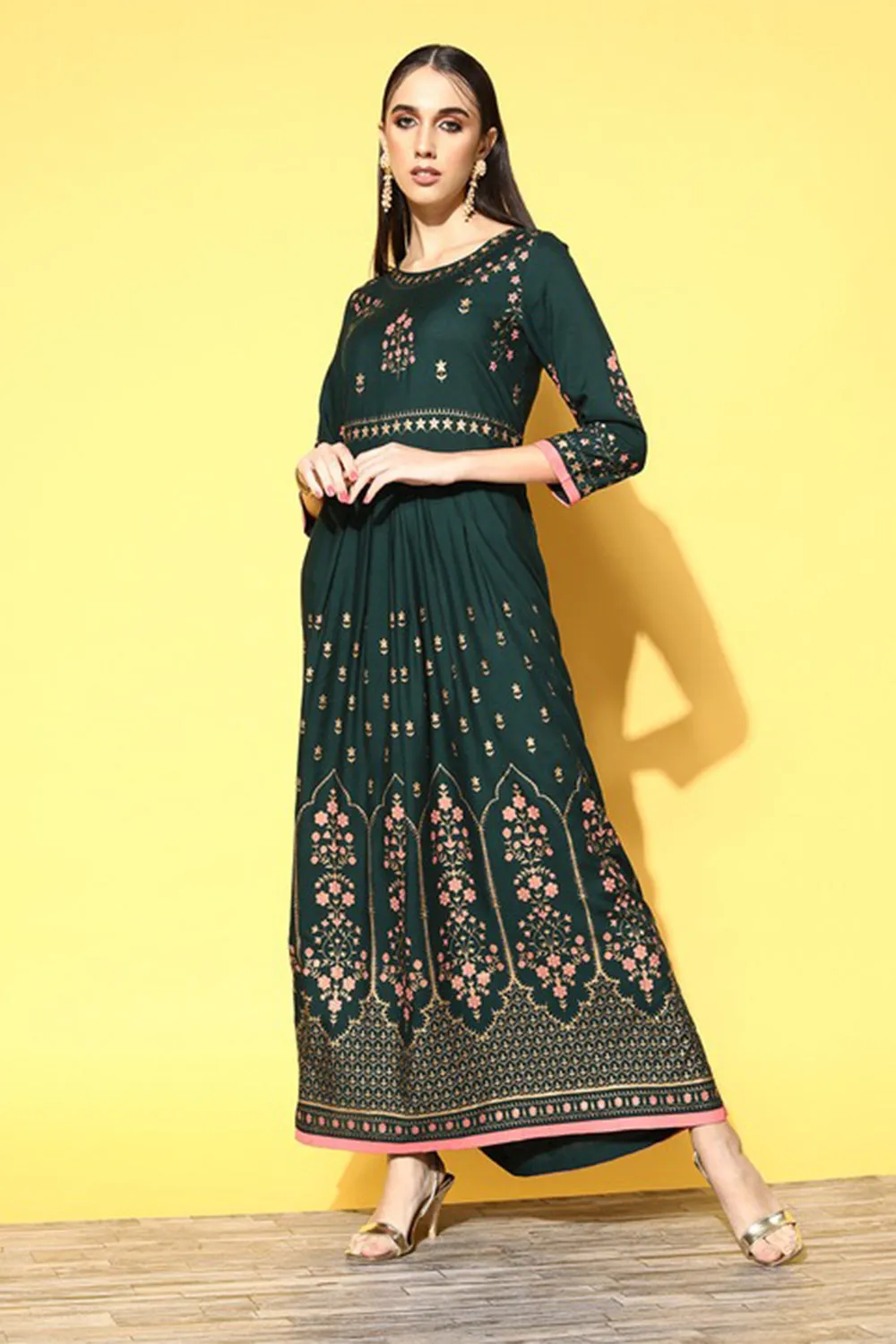 Ishin Women Green Printed Anarkali Kurta