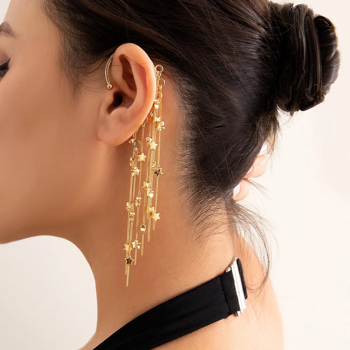 Make a Statement with These Bold & Stylish Star Tassel Earrings!