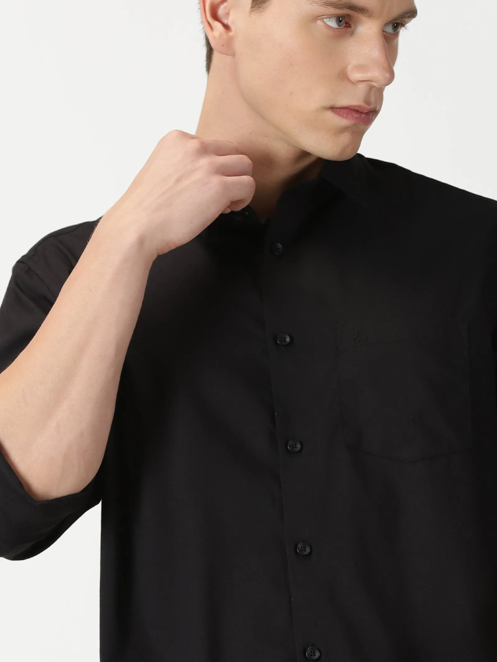 MEN'S BLACK PLAIN SLIM FIT SHIRT