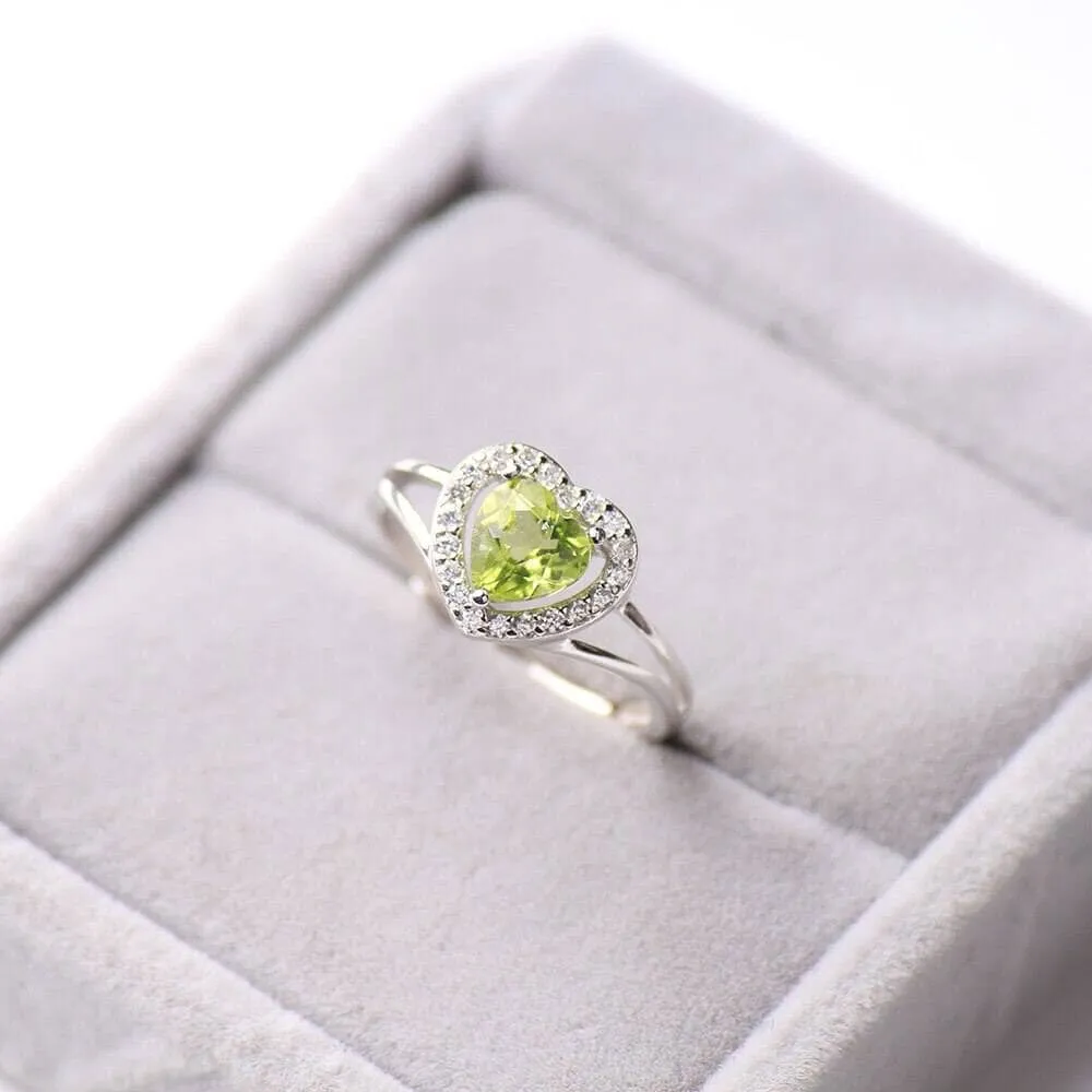 Stylish Natural Green Peridot Quartz Adjustable Ring - 925 Sterling Silver