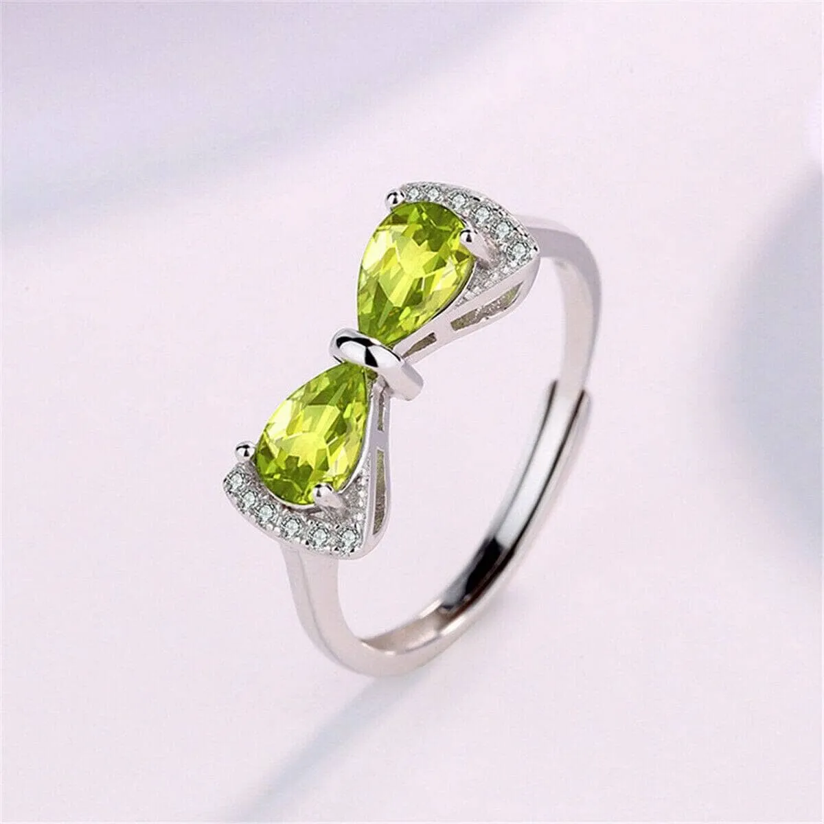 Stylish Natural Green Peridot Quartz Adjustable Ring - 925 Sterling Silver