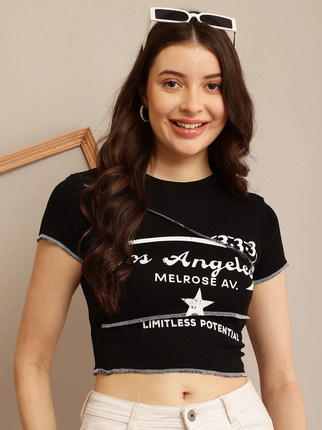 Stylish Black Short Sleeve Crop Top for Women